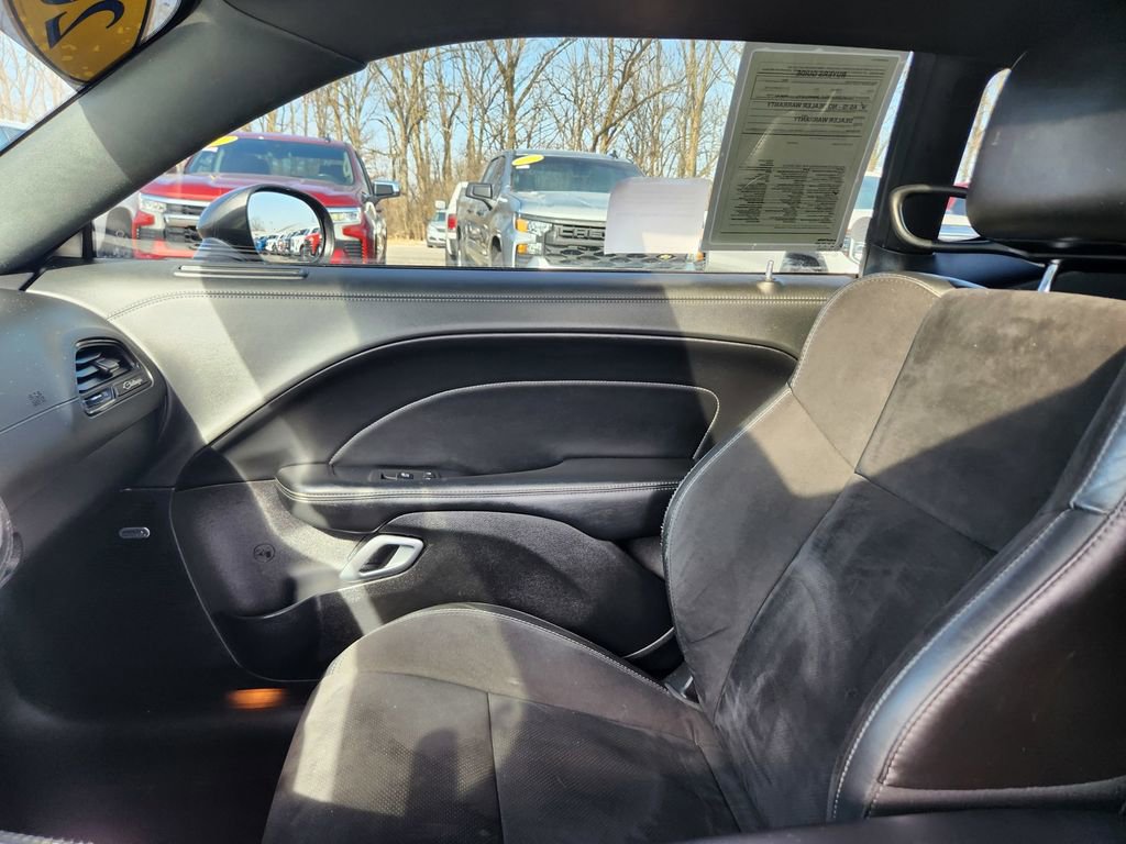 Used 2021 Dodge Challenger GT w/ Plus Package image 38