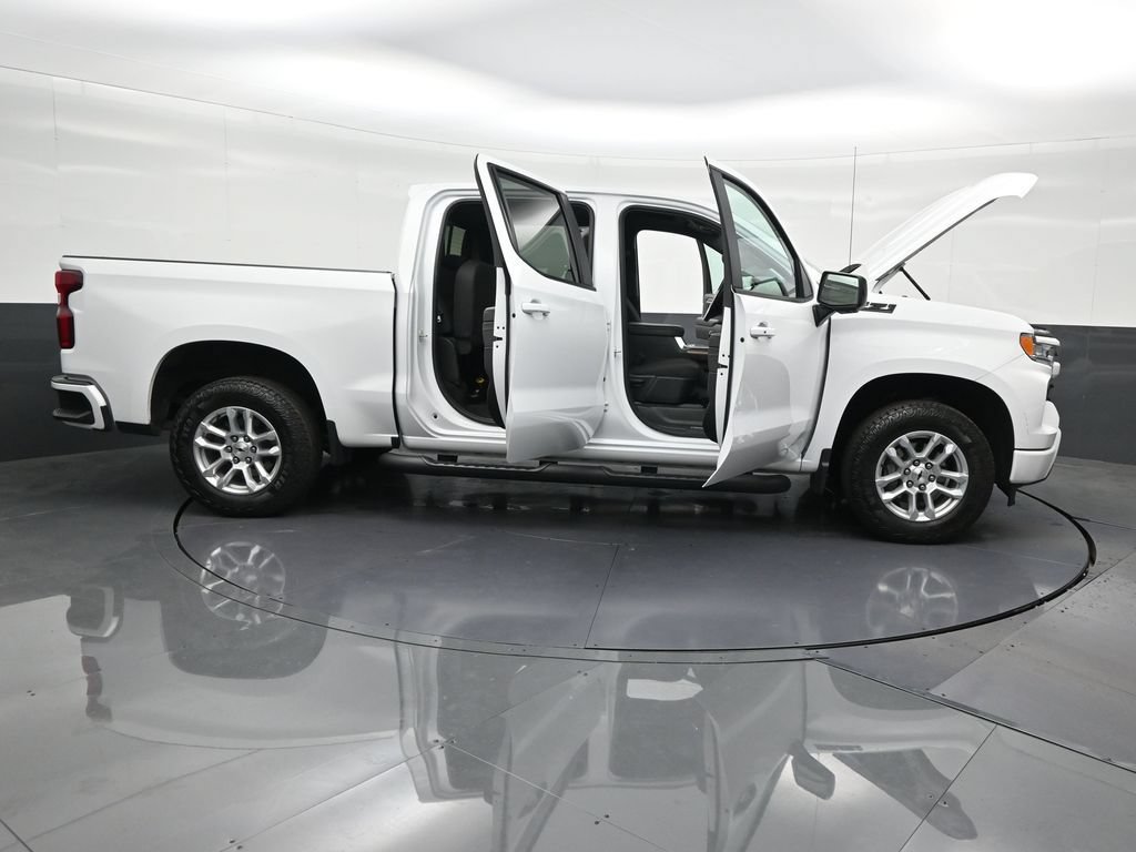Used 2023 Chevrolet Silverado 1500 RST AWD/4WD image 32