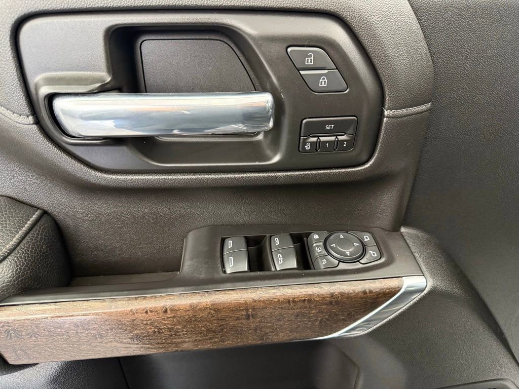 Used 2020 GMC Sierra 2500 Denali w/ Gooseneck/5TH Wheel Package image 22