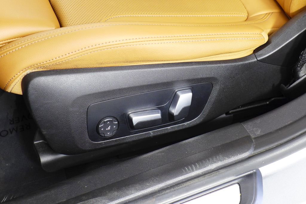 Certified 2023 BMW 330e w/ Driving Assistance Package image 23