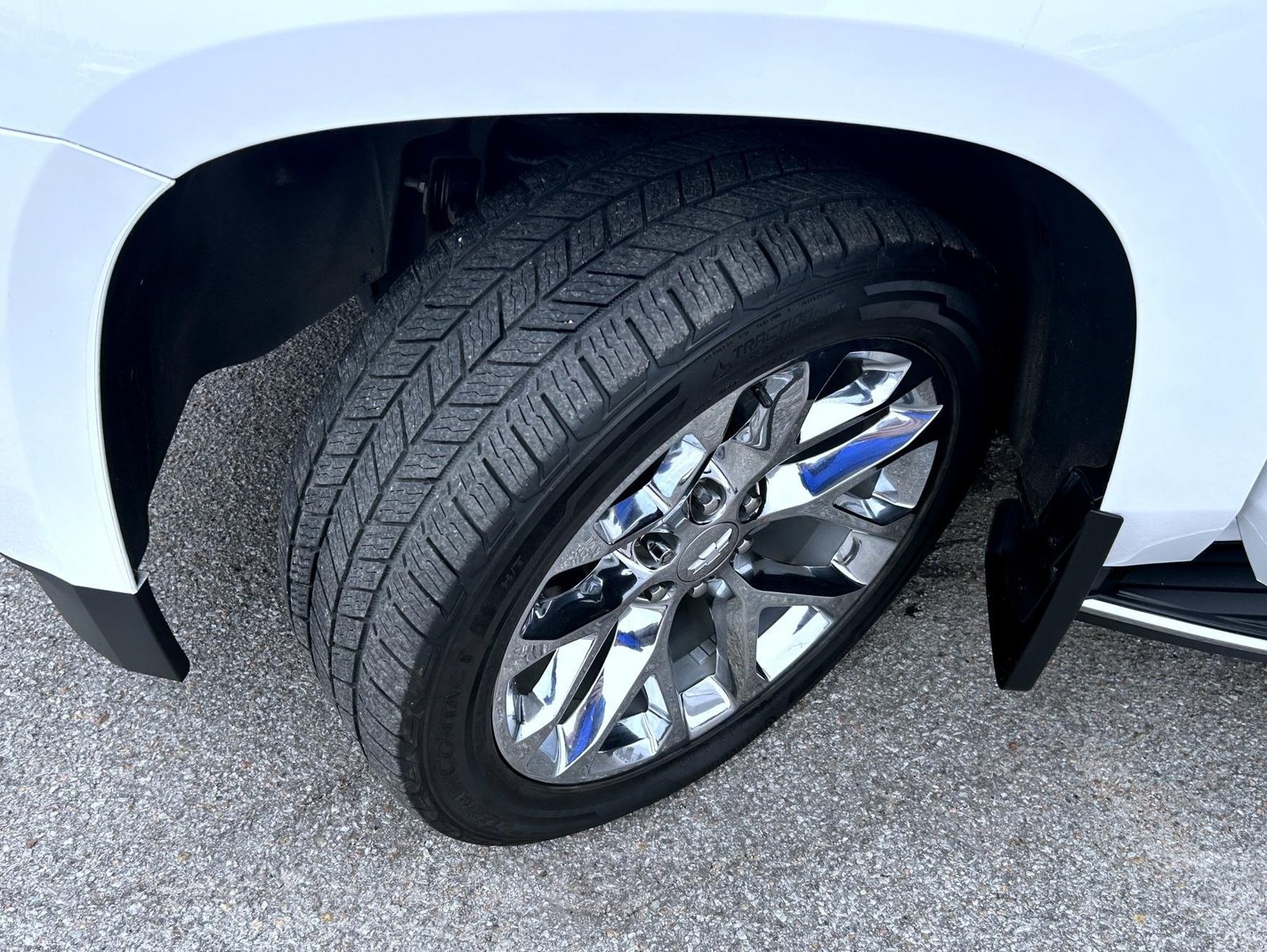 Certified 2018 Chevrolet Tahoe Premier AWD/4WD image 24