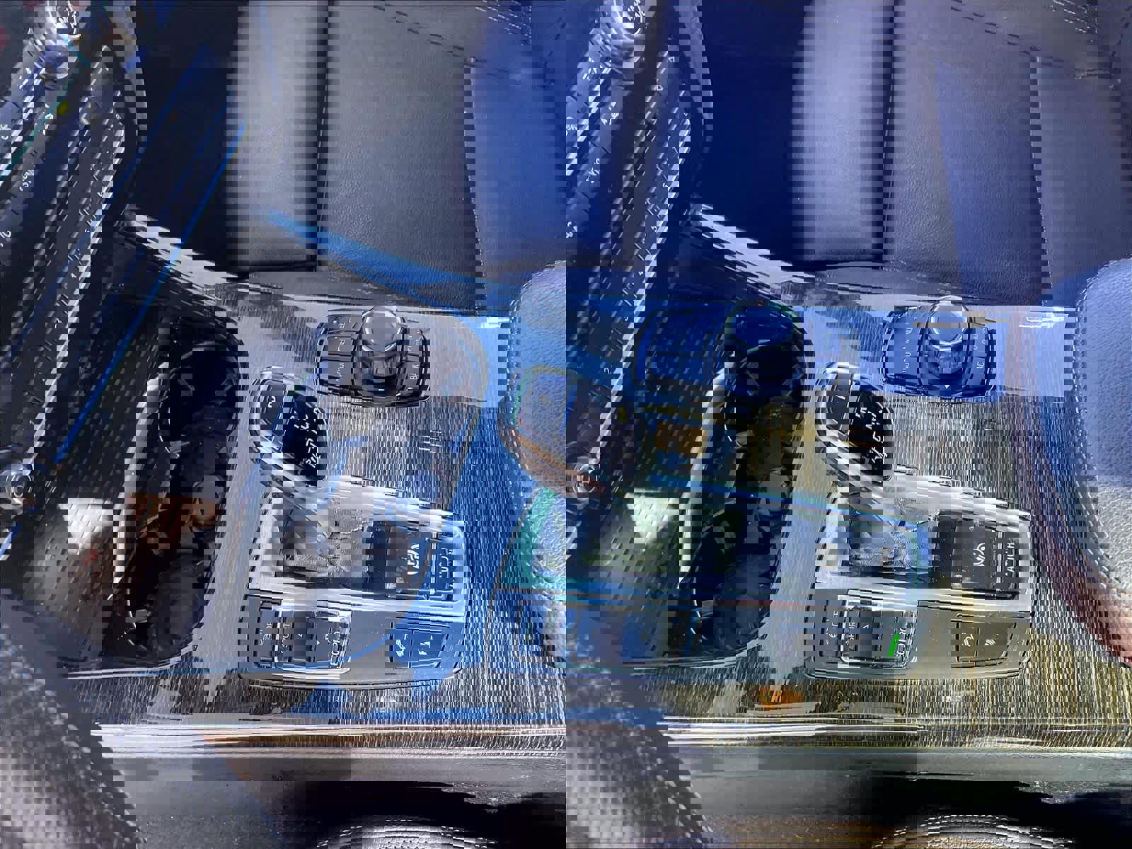 Used 2017 BMW X4 xDrive28i image 17