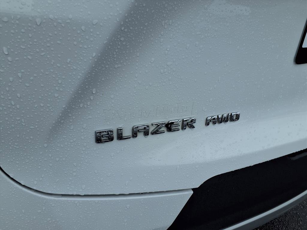 Used 2023 Chevrolet Blazer LT image 29