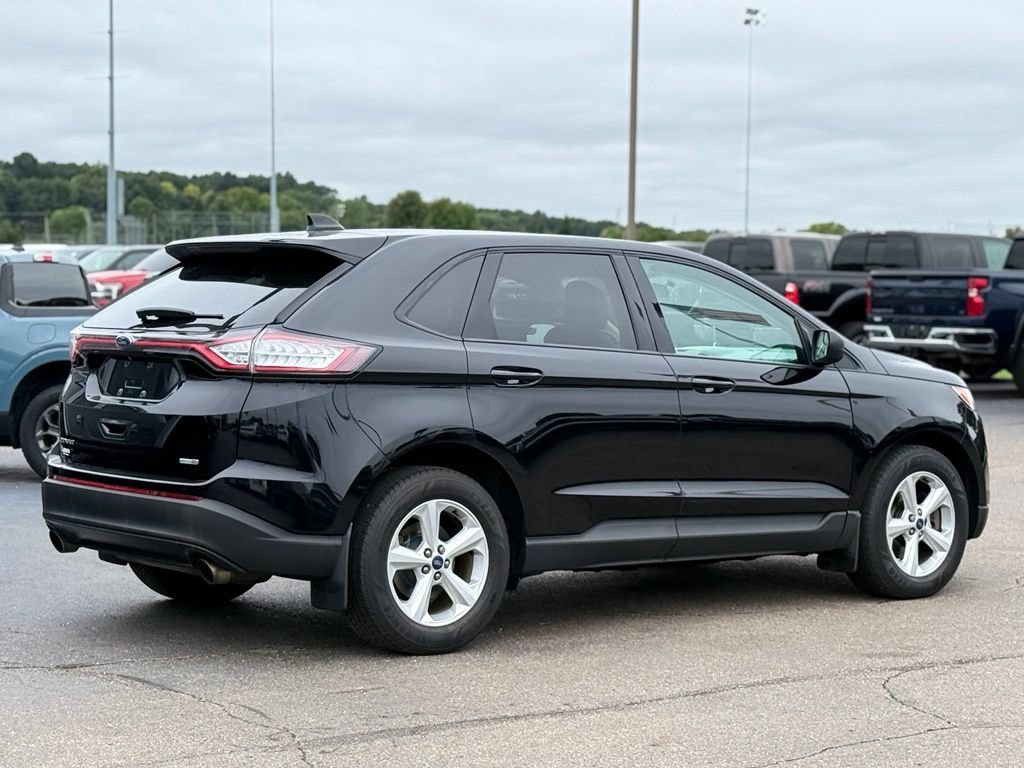 Used 2016 Ford Edge SE AWD/4WD image 30