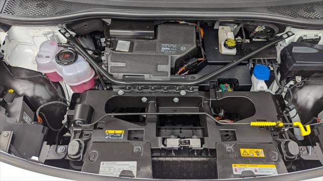 Used 2023 Volkswagen ID.4 Pro S AWD/4WD image 31