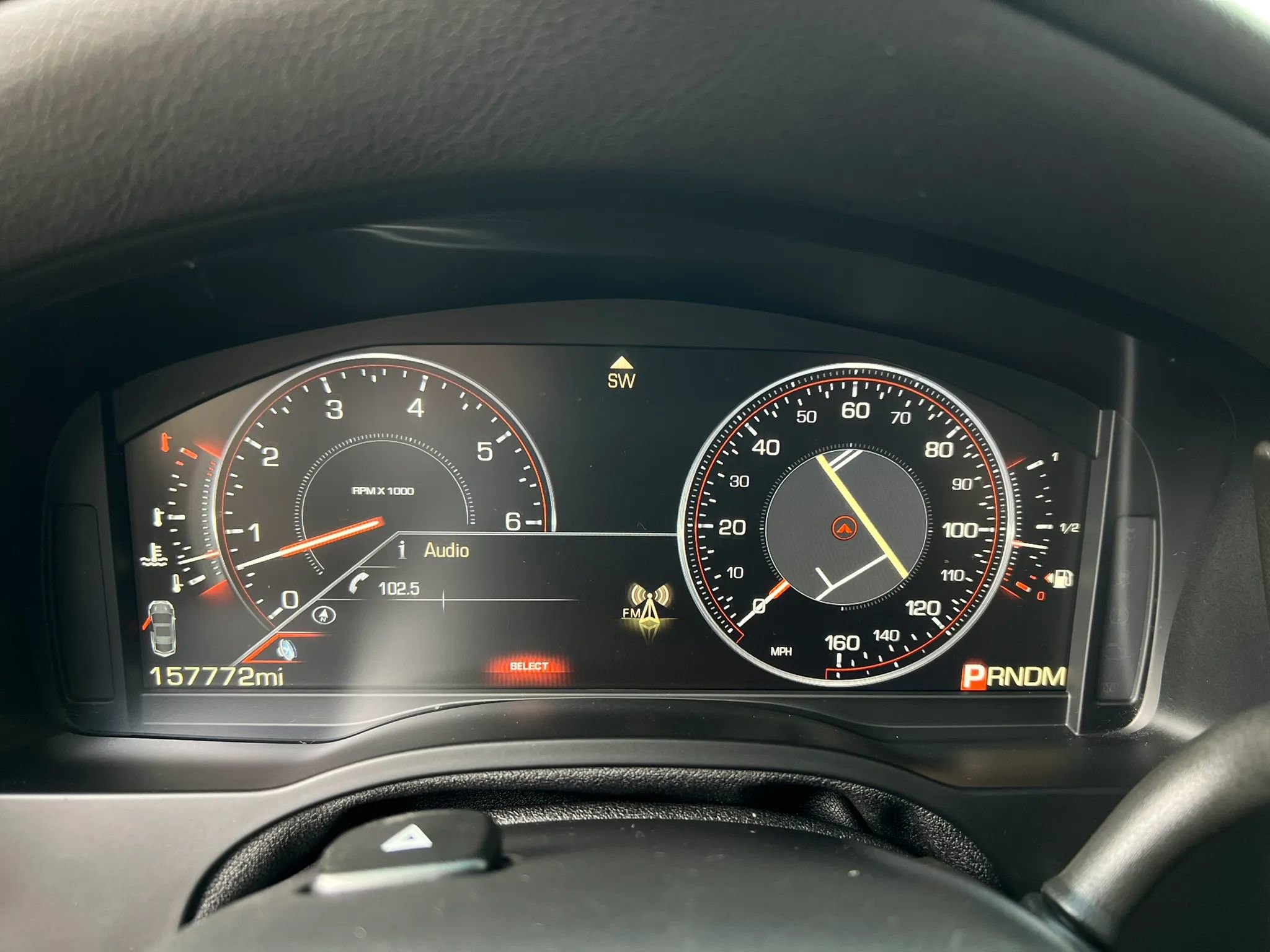 Used 2015 Cadillac Escalade Luxury image 16