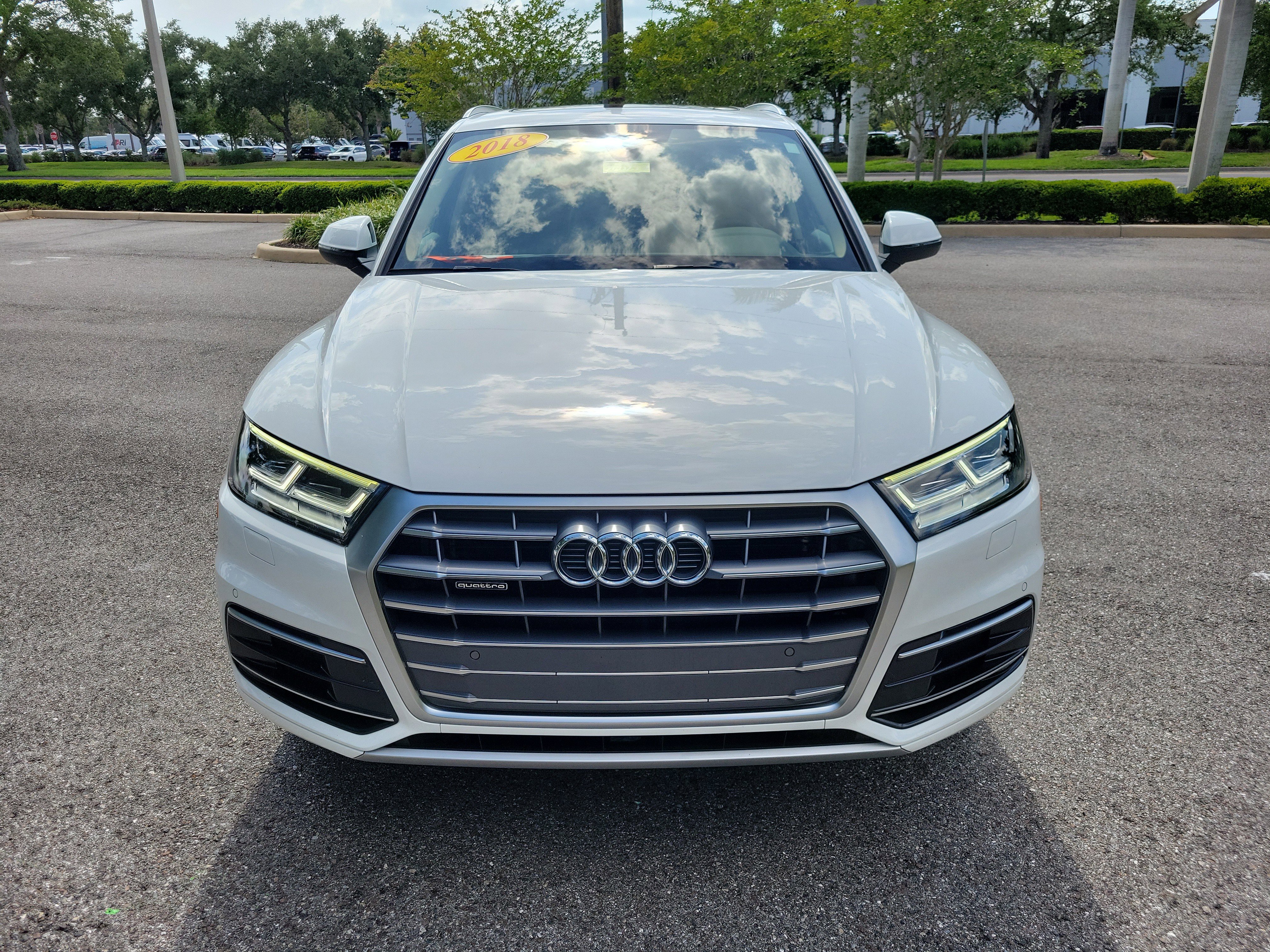 Used 2018 Audi Q5 2.0T Premium Plus w/ Premium Plus Package image 2