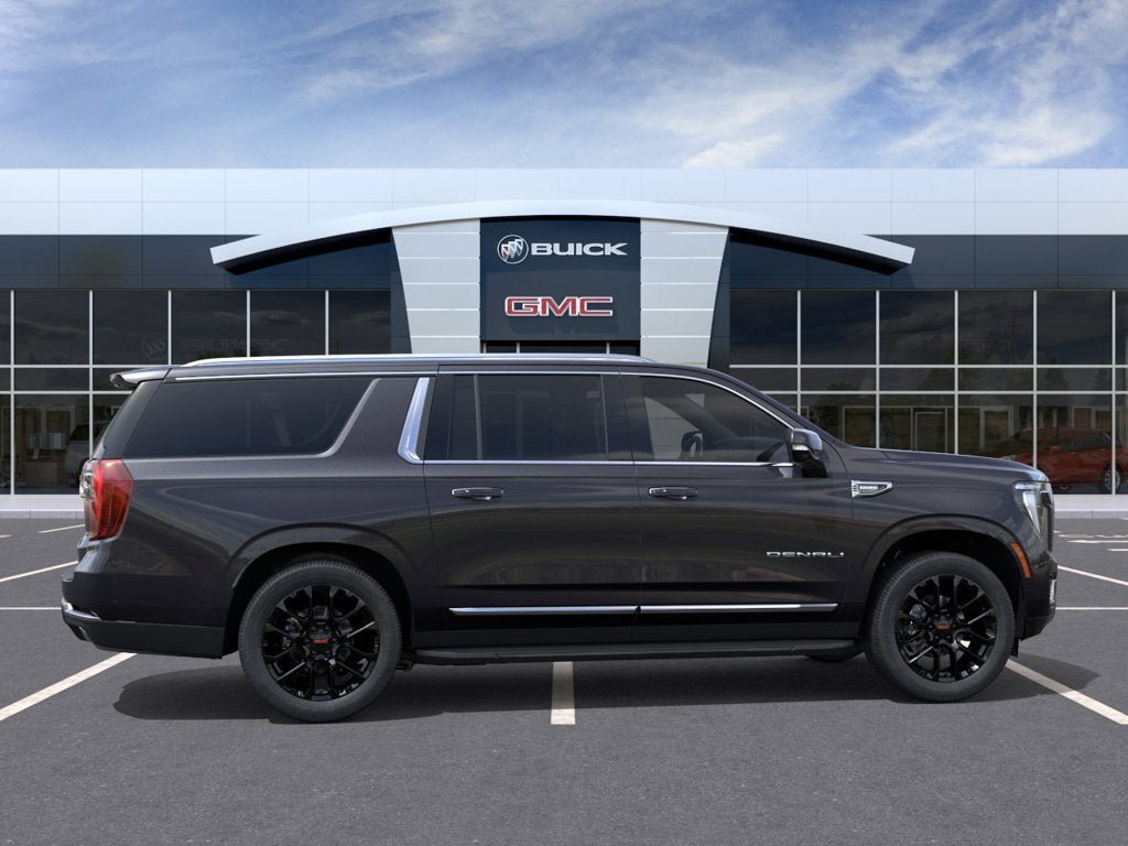 New 2026 GMC Yukon XL Denali w/ Advanced Technology Package AWD/4WD image 6