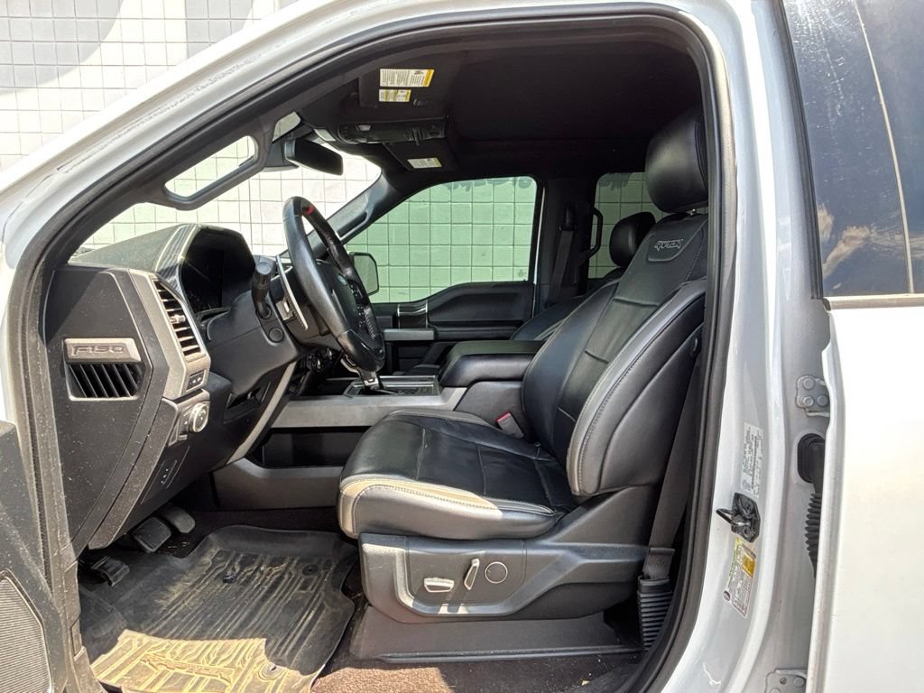 Used 2017 Ford F150 Raptor w/ Equipment Group 802A Luxury AWD/4WD image 3