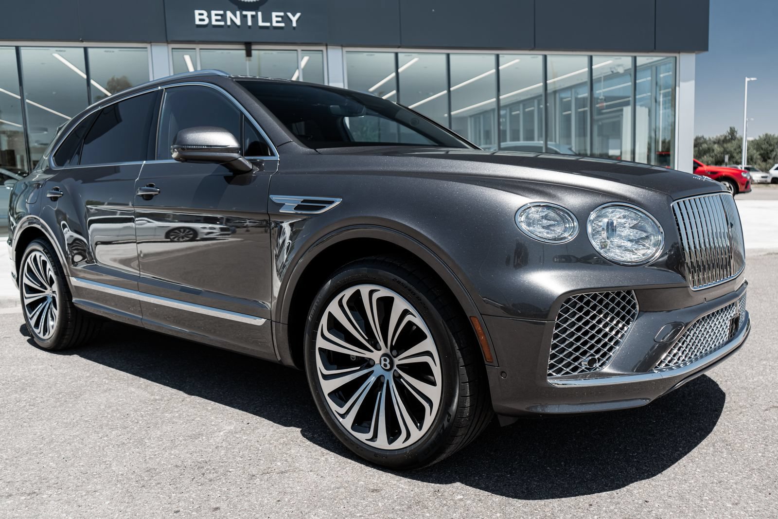 Certified 2024 Bentley Bentayga AWD/4WD image 18