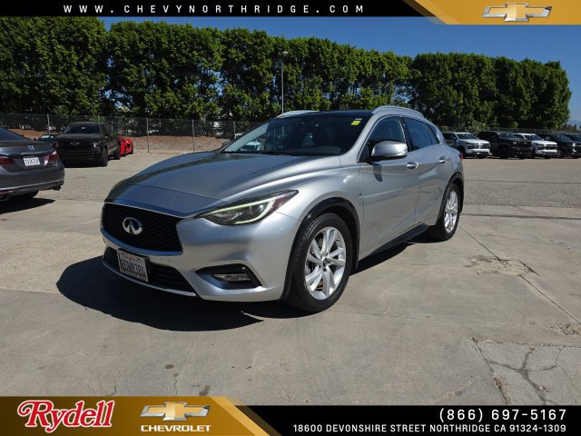 Used 2018 INFINITI QX30 Premium w/ Cargo Package FWD image 1