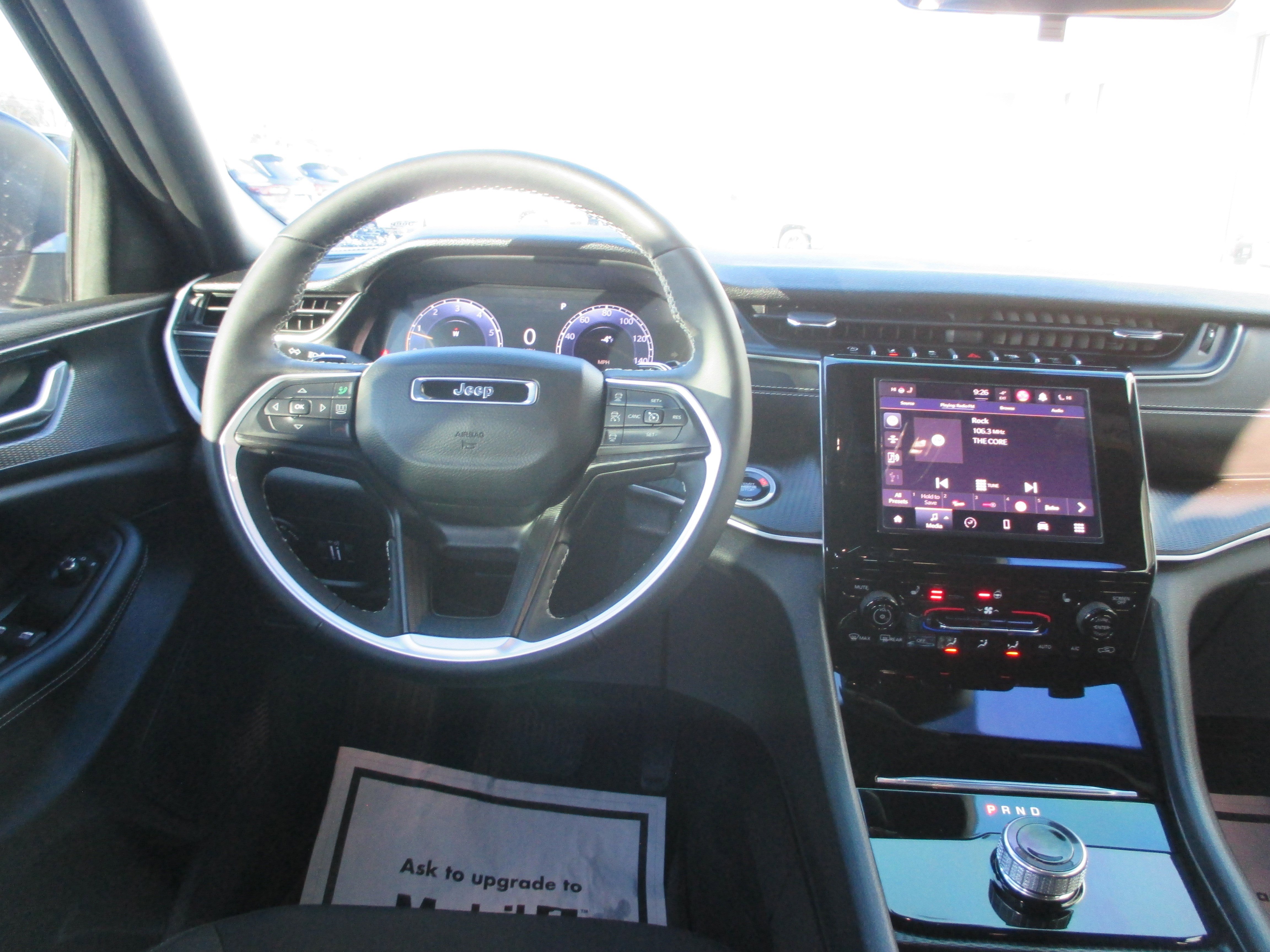 Used 2025 Jeep Grand Cherokee L Laredo w/ Luxury Tech Group I image 12