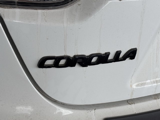 Used 2024 Toyota Corolla LE FWD image 10