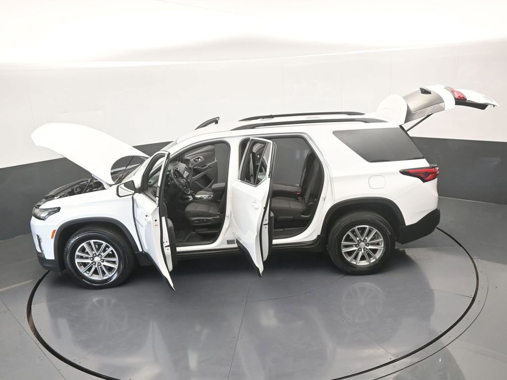 Used 2023 Chevrolet Traverse LT image 66