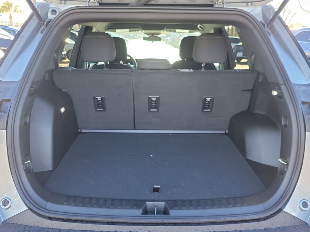 Used 2026 Chevrolet Equinox LT image 10
