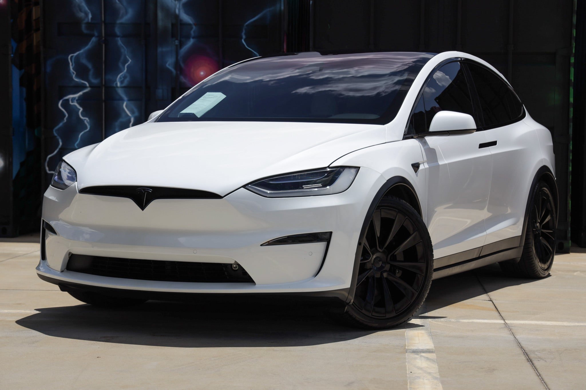 Used 2022 Tesla Model X AWD/4WD image 1