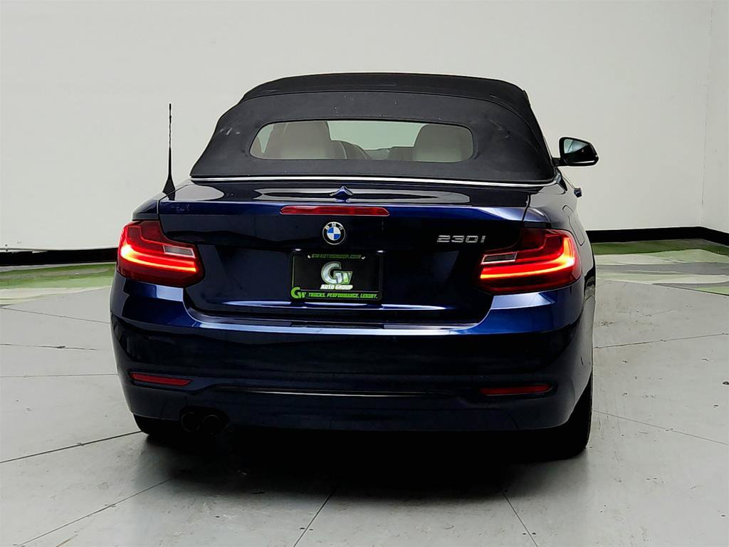 Used 2017 BMW 230i Convertible RWD image 5