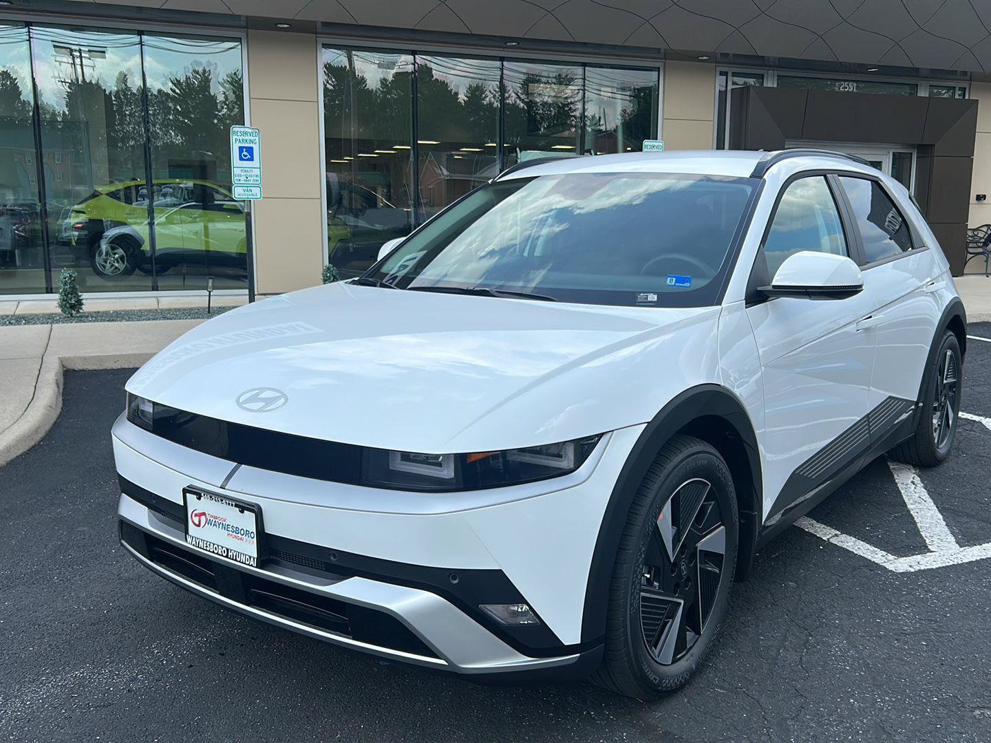 New 2027 Hyundai Ioniq 5 SEL AWD/4WD image 1