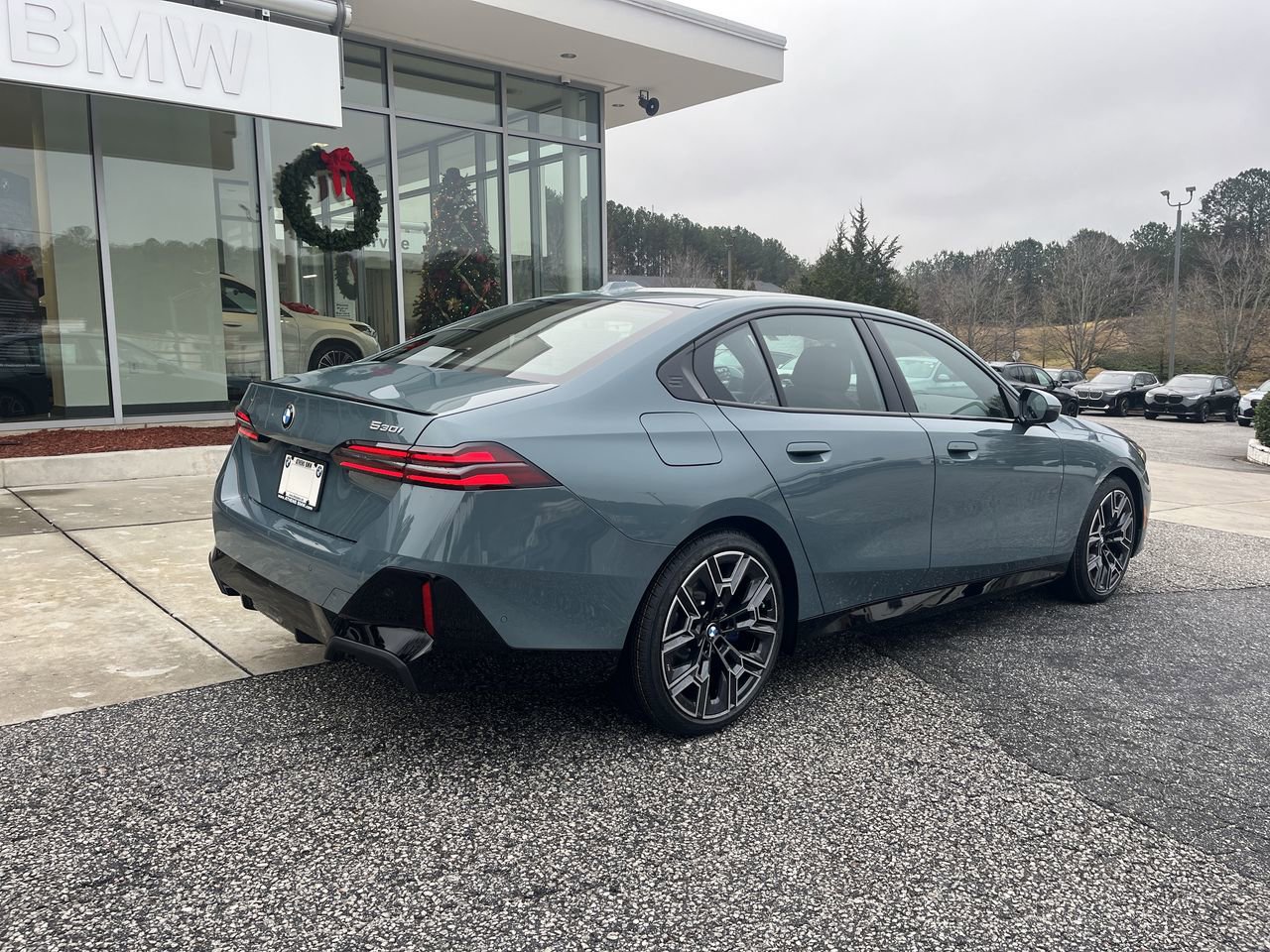 Used 2026 BMW 530i w/ M Sport Package RWD image 8