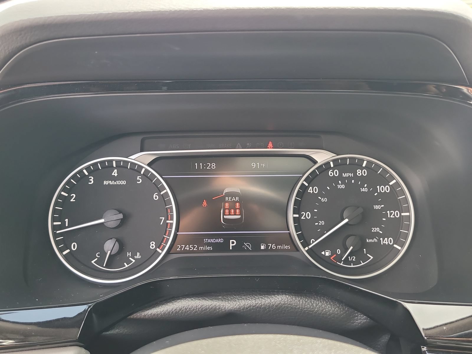 Used 2024 Nissan Pathfinder SL w/ SL Premium Package FWD image 29