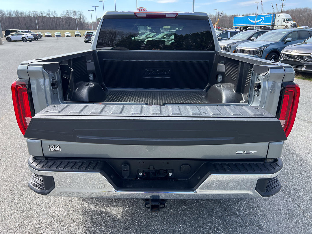 Used 2025 GMC Sierra 1500 SLT image 6