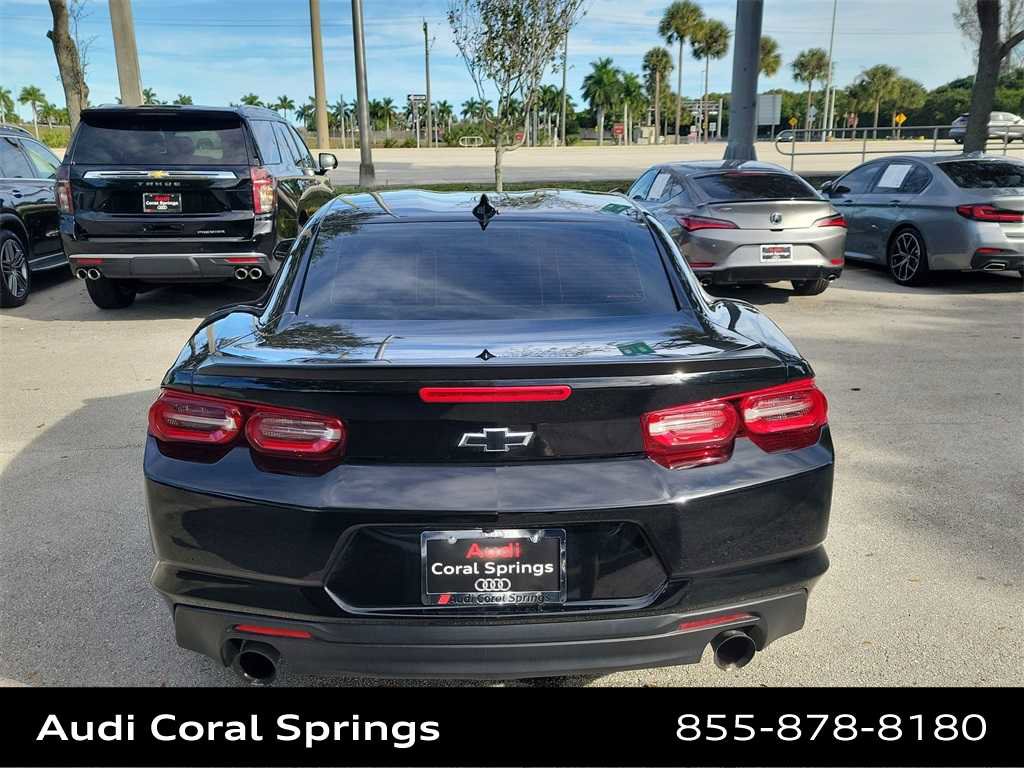 Used 2022 Chevrolet Camaro LT w/ Technology Package image 13