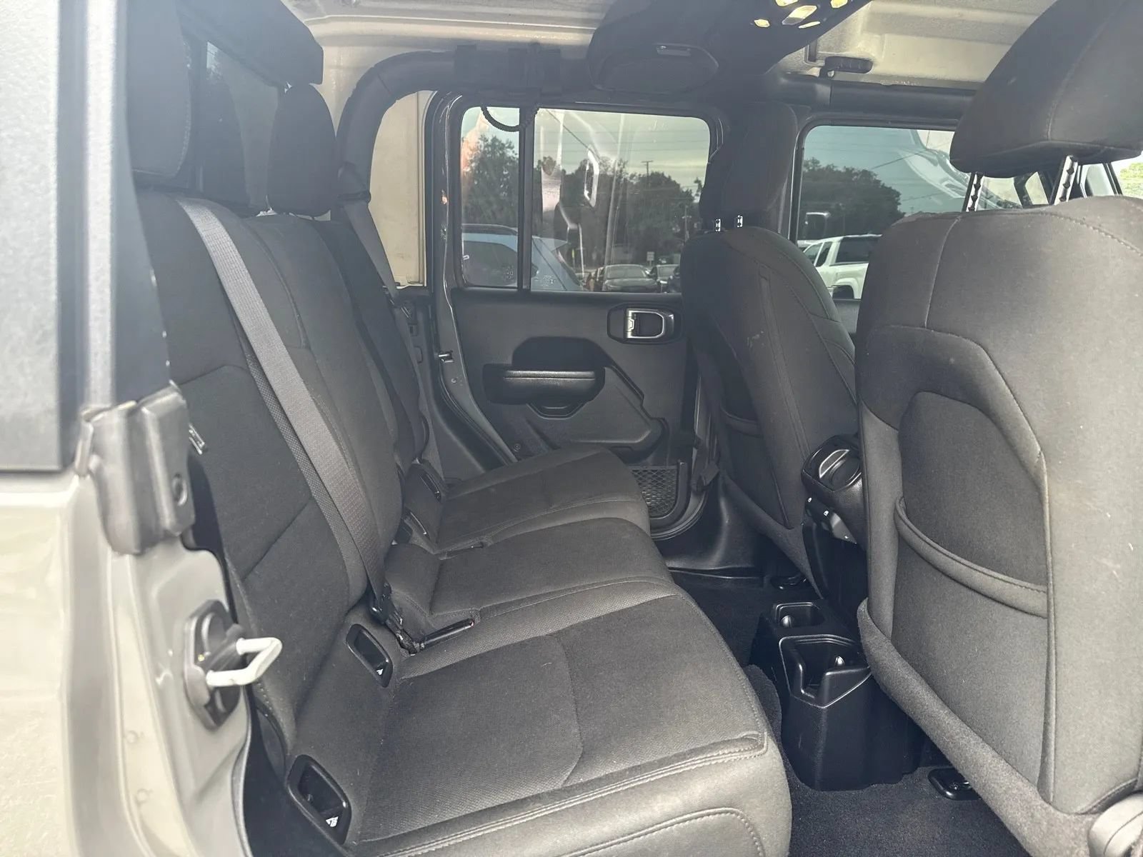 Used 2021 Jeep Gladiator Sport AWD/4WD image 15
