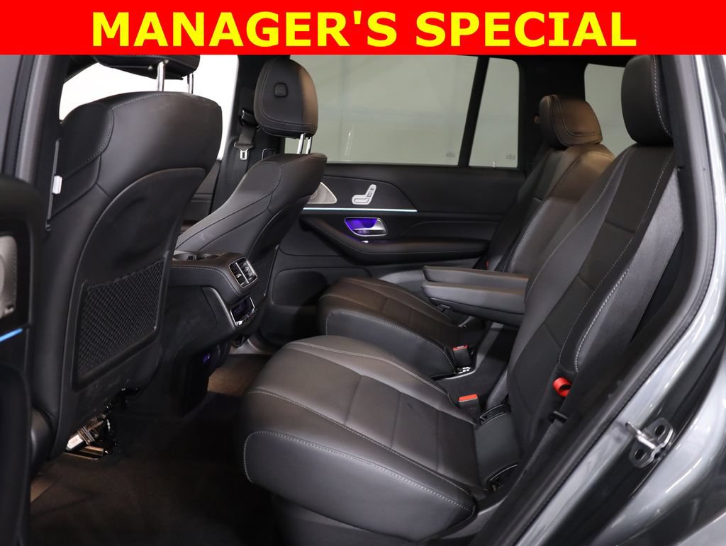 Used 2025 Mercedes-Benz GLS 450 4MATIC image 37