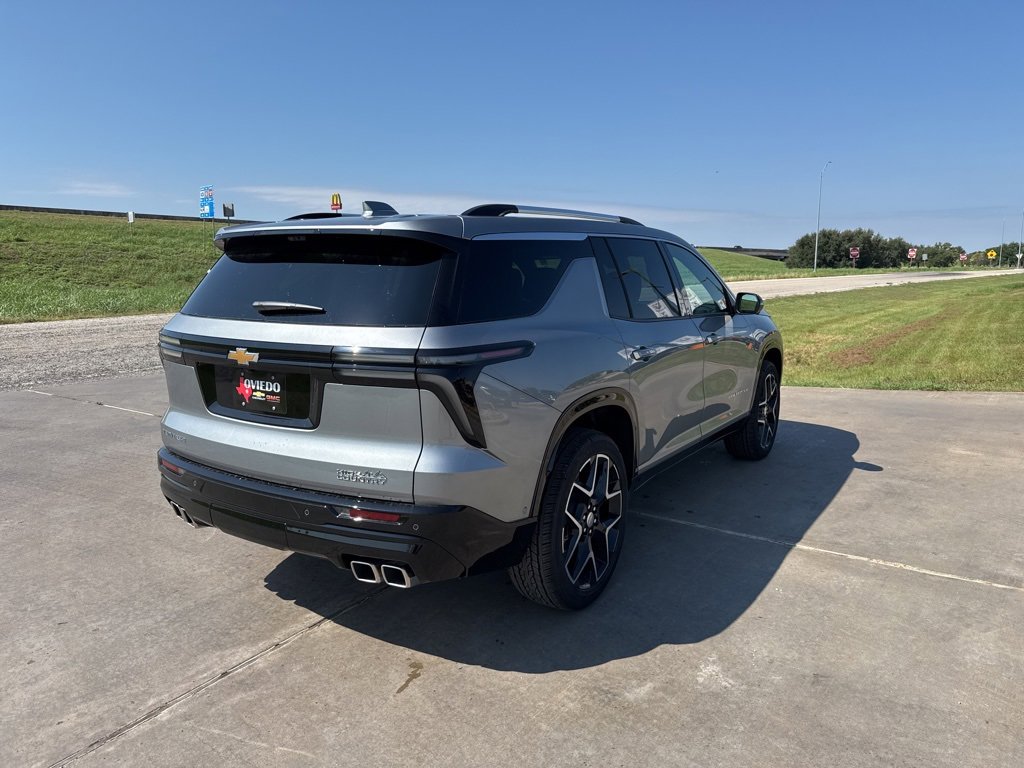 New 2026 Chevrolet Traverse High Country image 5