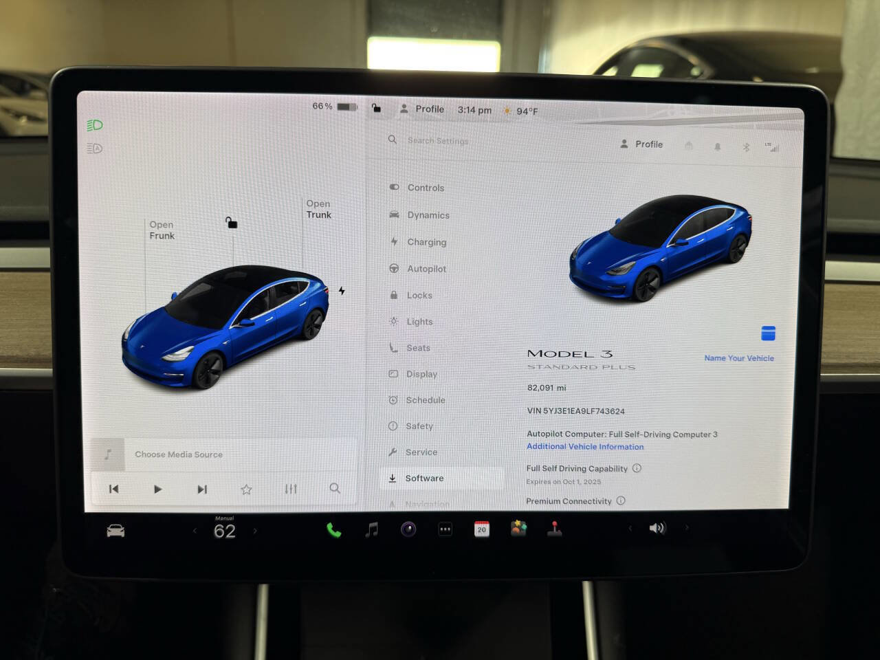 Used 2020 Tesla Model 3 Standard Range Plus image 2