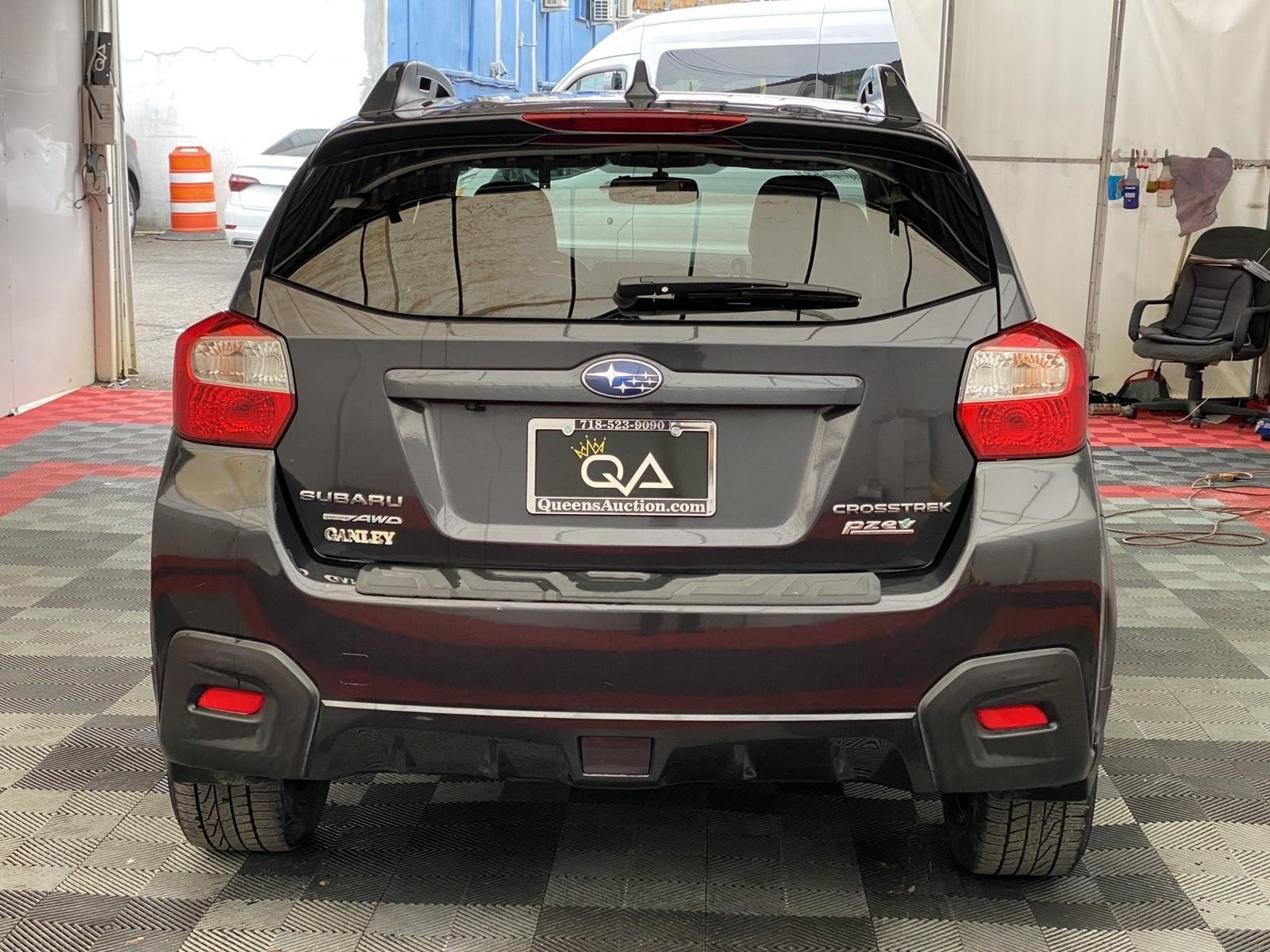 Used 2016 Subaru Crosstrek 2.0i Limited image 5