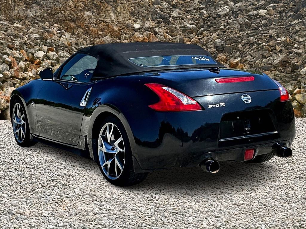 Used 2014 Nissan 370Z Touring w/ Sport Package image 12