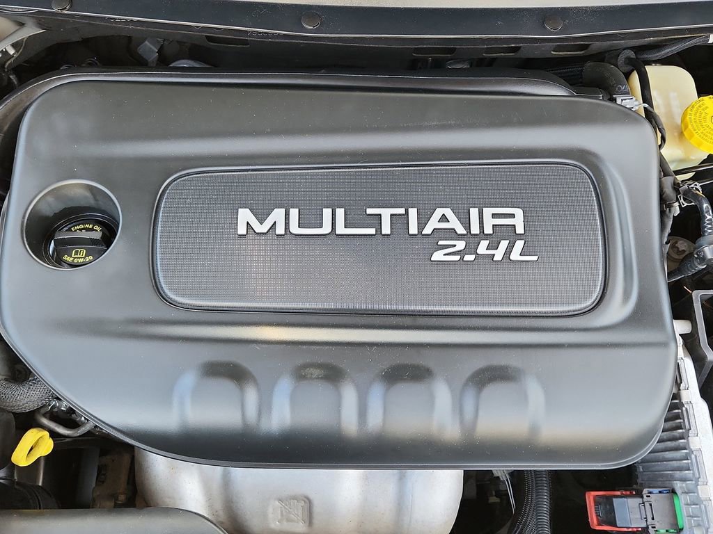 Used 2017 Jeep Cherokee Sport w/ Cold Weather Group image 29