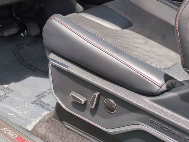 Used 2025 Ford F150 Raptor AWD/4WD image 12