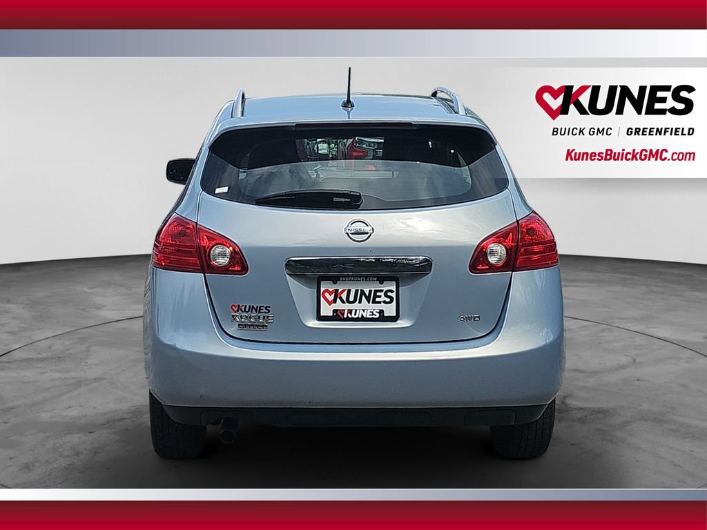 Used 2015 Nissan Rogue S w/ Convenience Package AWD/4WD image 8