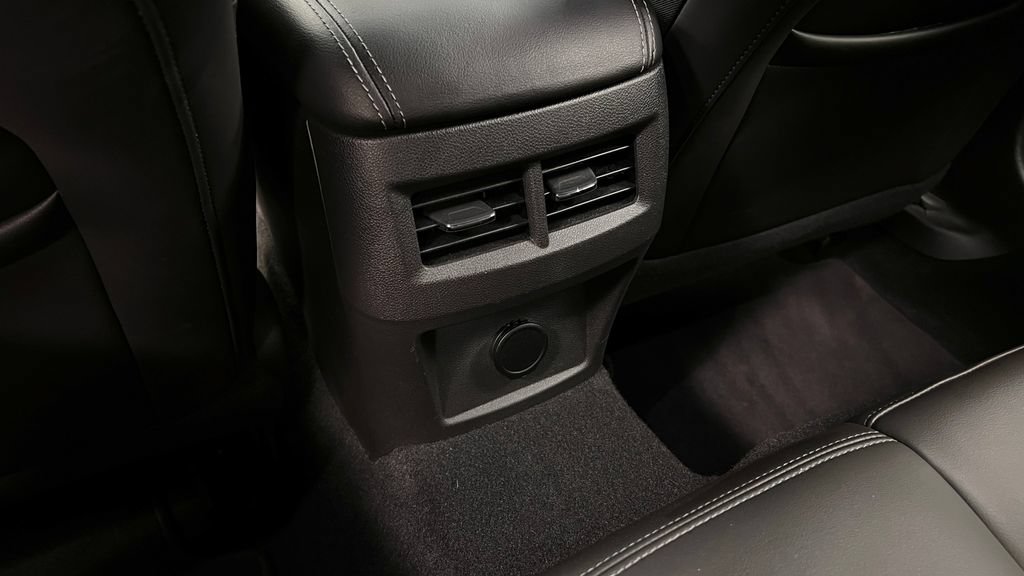 Used 2023 Cadillac CT4 Luxury w/ Cold Weather Package RWD image 17