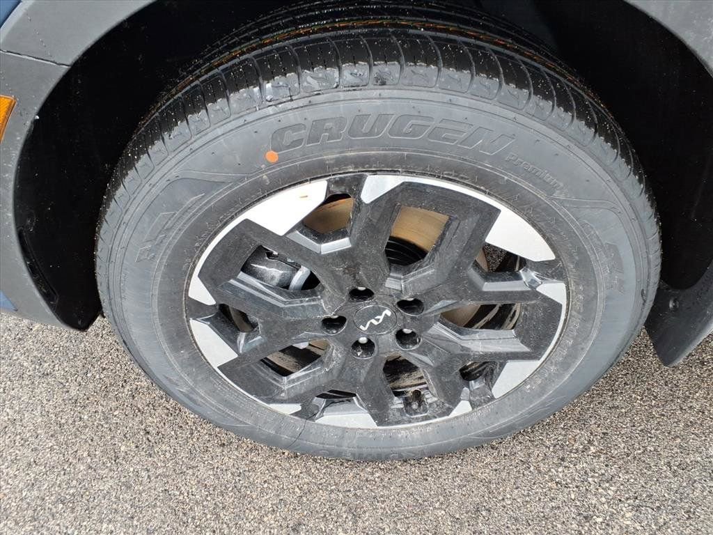 New 2026 Kia Sorento S image 10