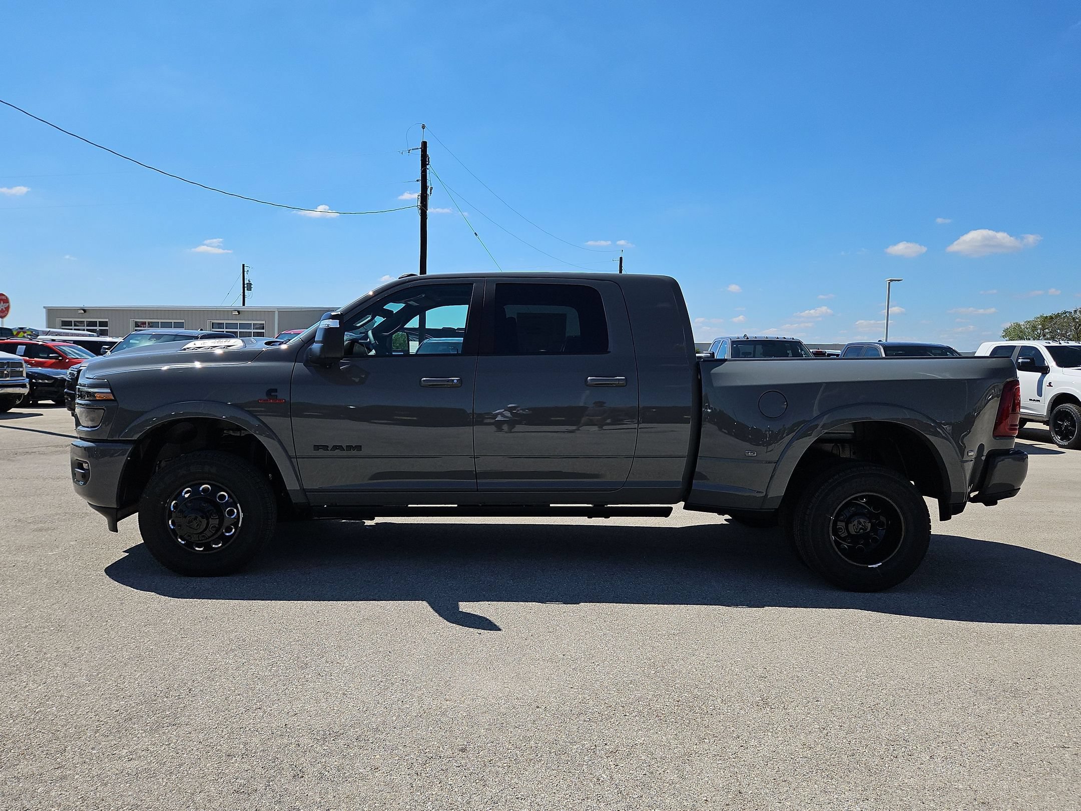 New 2027 RAM 3500 Limited AWD/4WD image 6