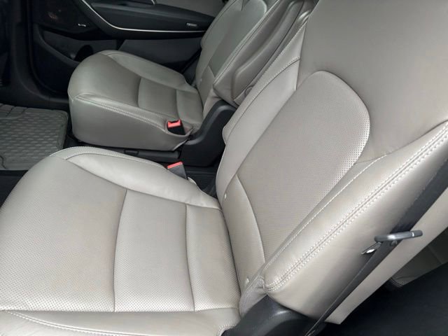 Used 2017 Hyundai Santa Fe Limited w/ Cargo Package AWD/4WD image 11