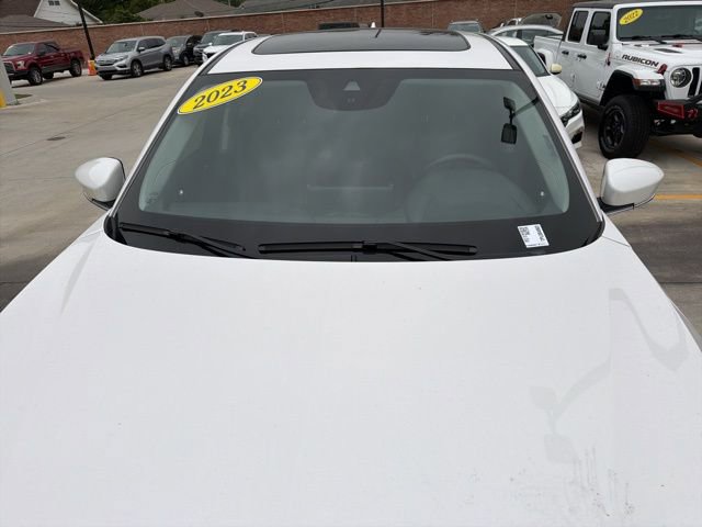 Used 2023 Acura MDX FWD w/ Technology Package image 3