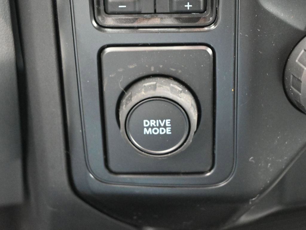 New 2026 Ford F550 2WD Crew Cab image 18