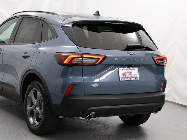 New 2026 Ford Escape ST-Line image 7