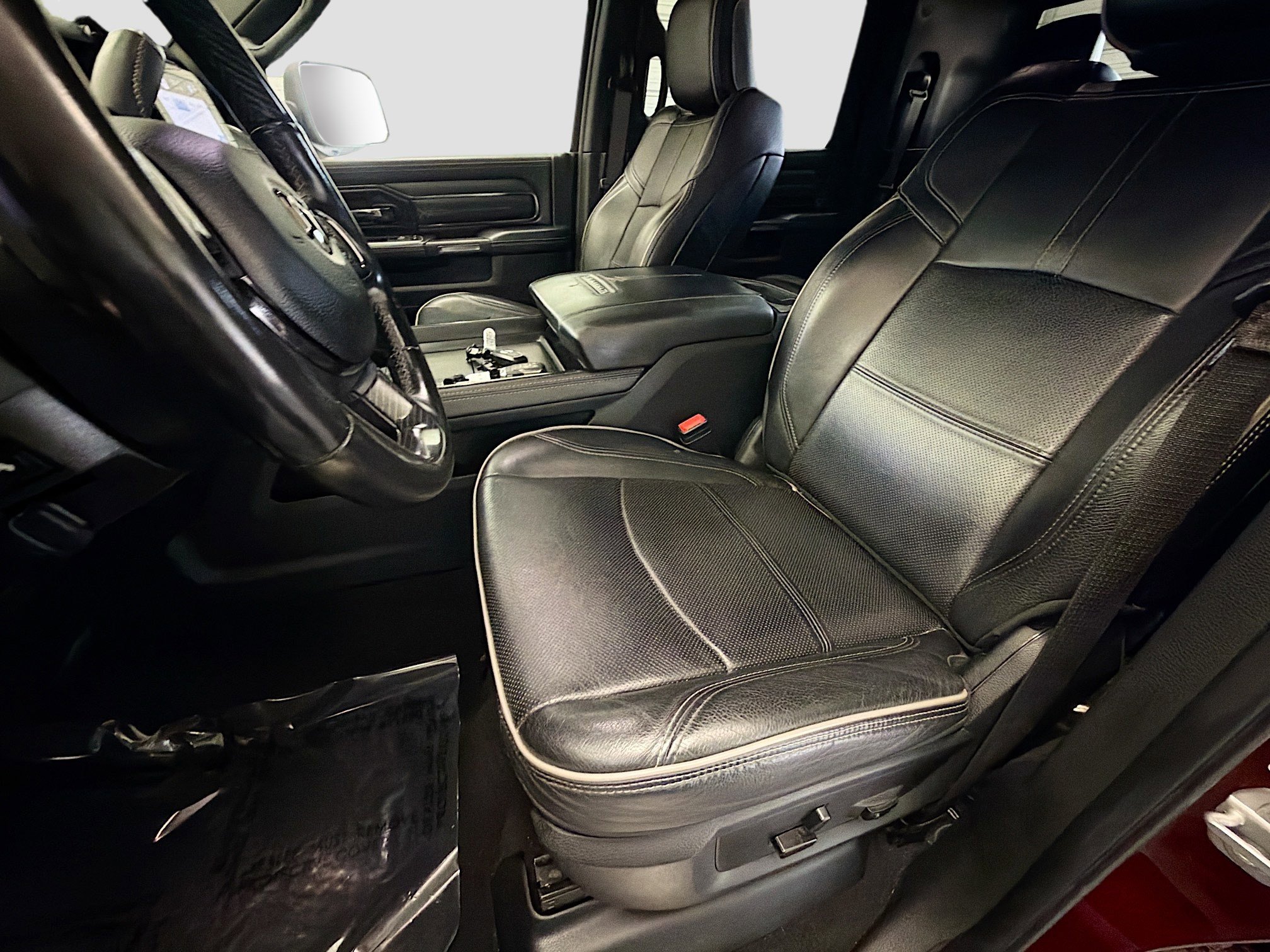 Used 2022 RAM 3500 Limited image 11