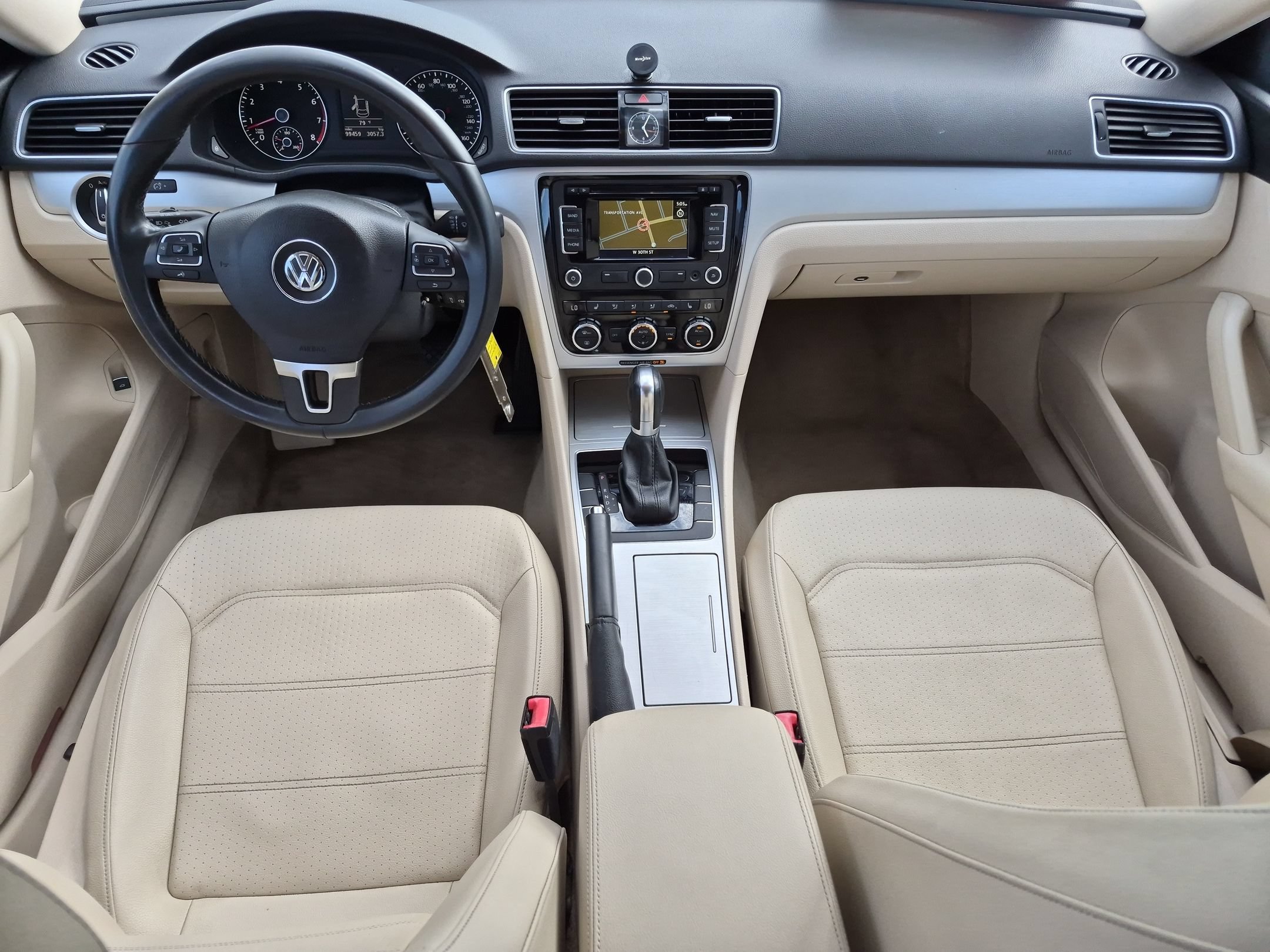 Used 2012 Volkswagen Passat 2.5 SE FWD image 12