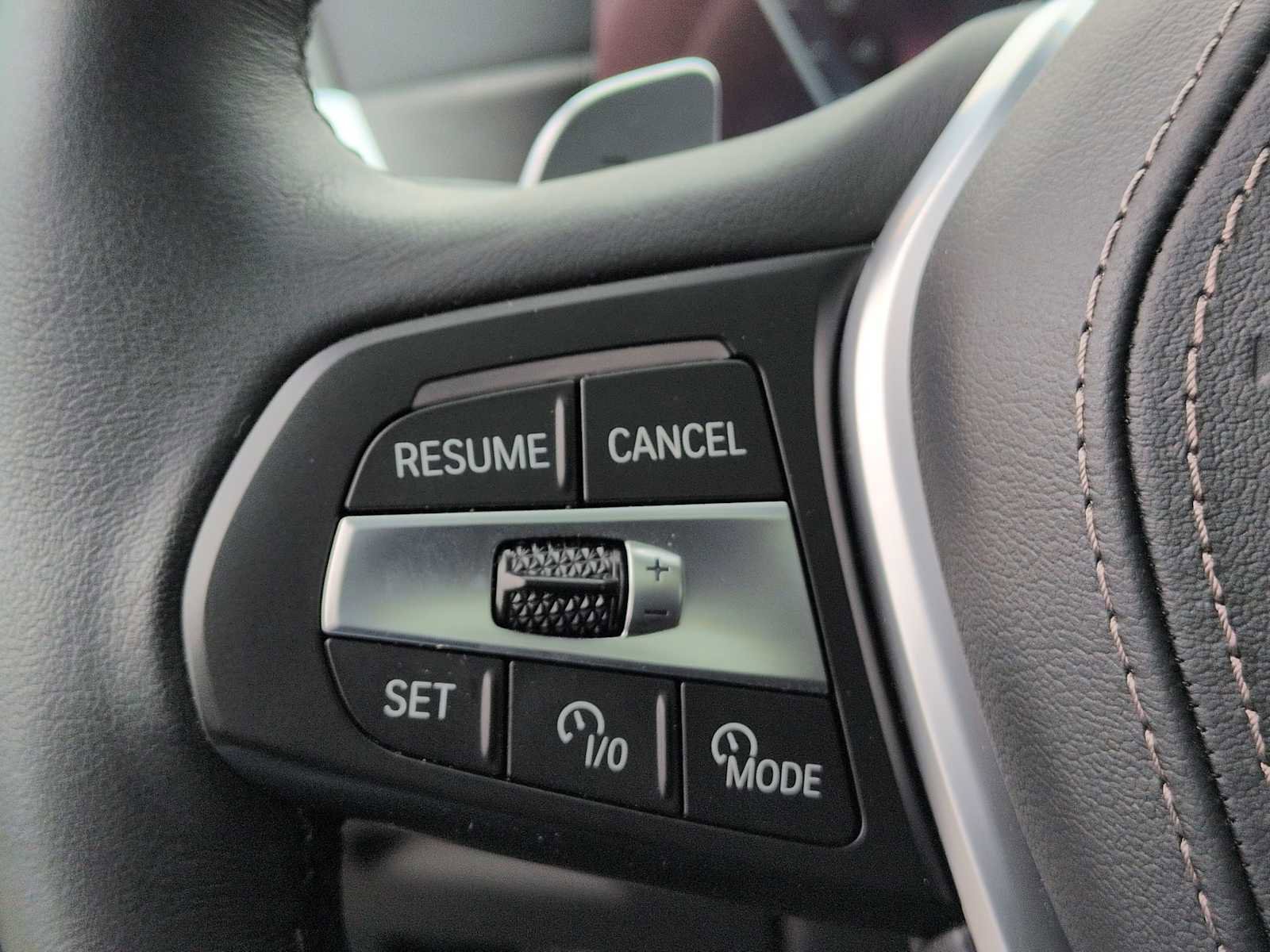 Certified 2025 BMW X5 xDrive40i w/ Executive Package image 23