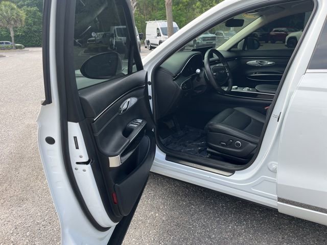Used 2025 Genesis GV70 2.5T AWD/4WD image 15
