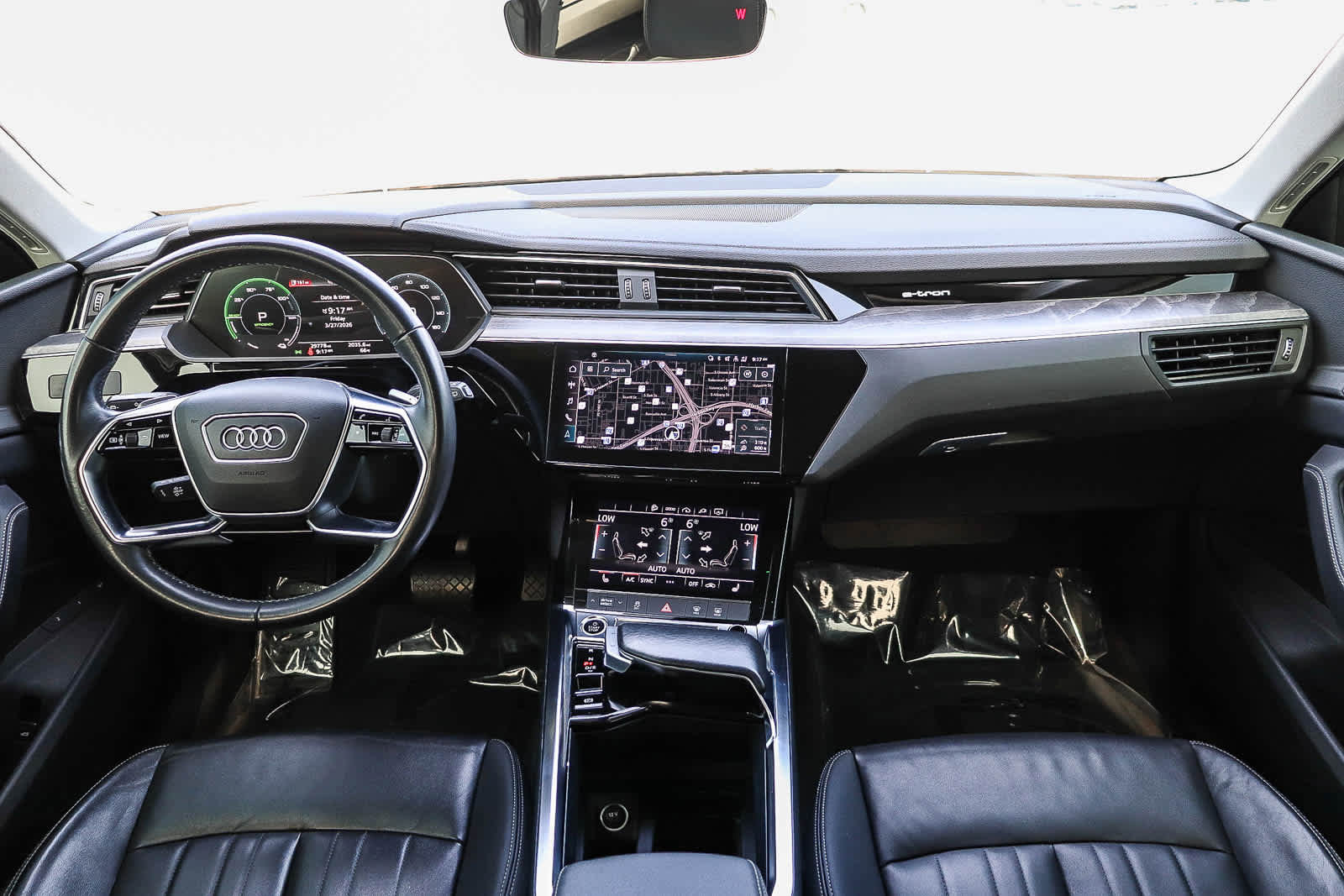 Used 2024 Audi Q8 e-tron Premium image 16