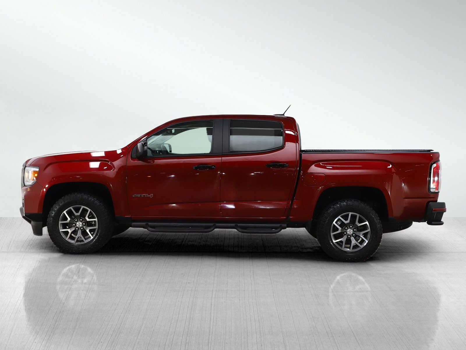 Used 2021 GMC Canyon AT4 w/ Driver Alert Package AWD/4WD image 2