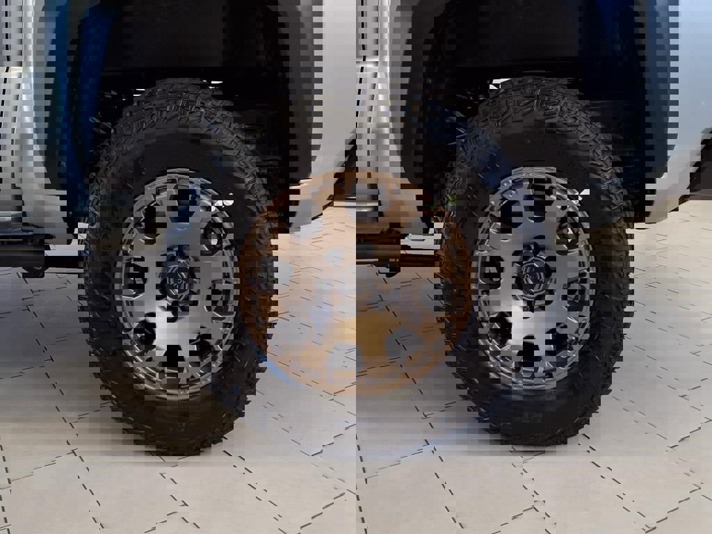 New 2025 Toyota Tacoma 4x4 Double Cab Hybrid image 4