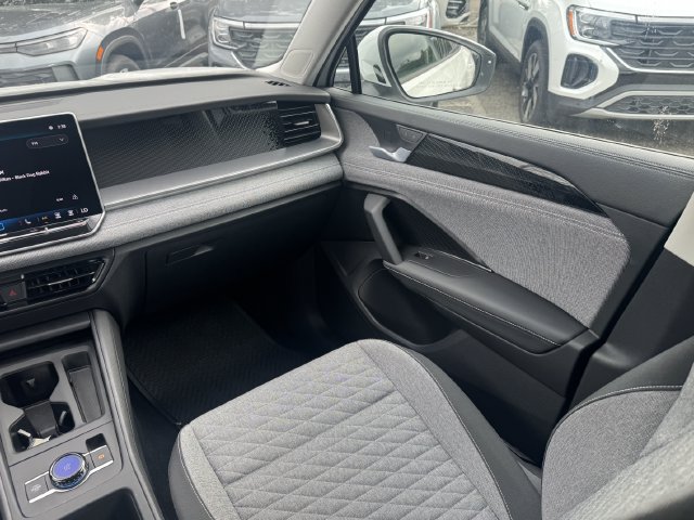 Used 2026 Volkswagen Tiguan S AWD/4WD image 16